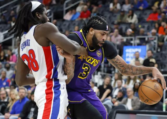 开云品牌-一鼓作气再而衰？湖人爆冷不敌活塞 近4战3负