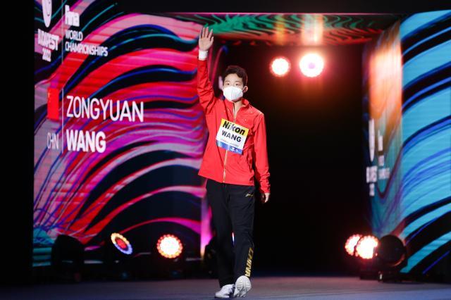 开云综合服务-游泳世锦赛11日:男单3米板男双10米台中国队冲金