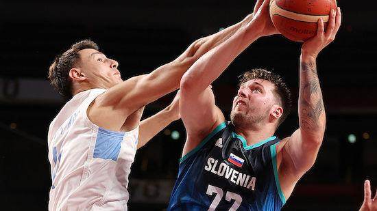 1627314223890086711.jpg Doncic-with-a-crazy-48-point-show-against-Argentina.jpg