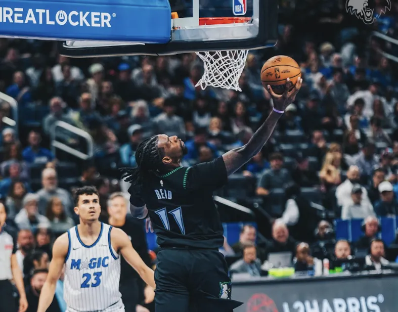 开云官方平台-芬奇谈里德:我特别喜欢他在防守端强硬、拼抢凶狠的表现